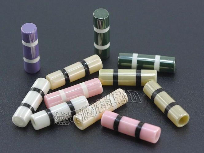 我们自己能够按照客户的规格生产和压铸,并提供"现成"产品